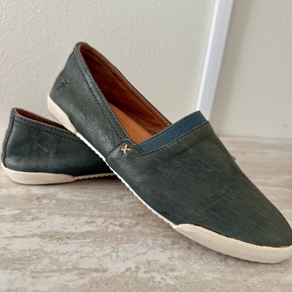 Frye Leather Slip-On Flats – Blue Slate / Size 7M – Comfortable Everyday Style